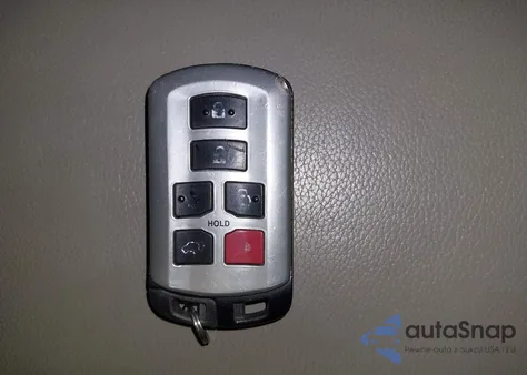 2019 Toyota Sienna Xle 8 Passenger from USA, damaged, VIN 5TDYZ3DC7KS019479